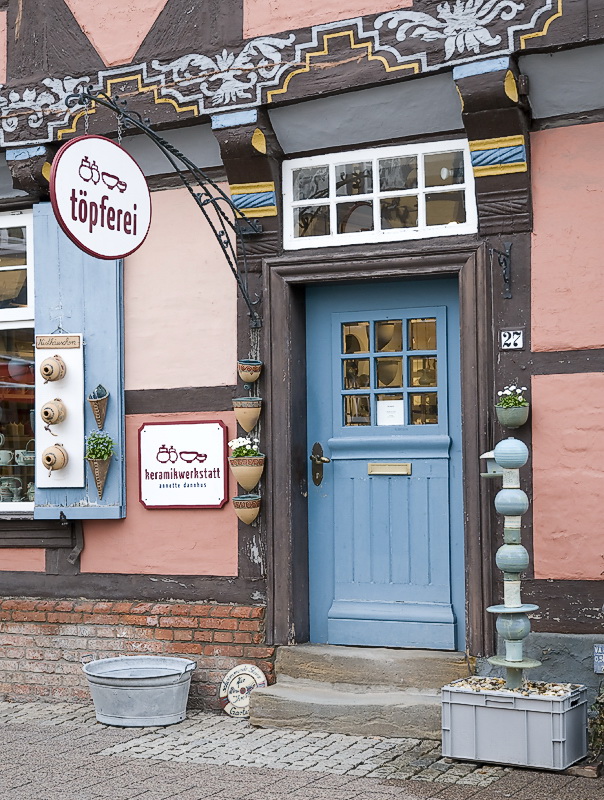 Türen D35_6209 als Smart-Objekt-1 Kopie.jpg - Hier in Stade fühlt man sich ins Mittelalter zurück versetzt